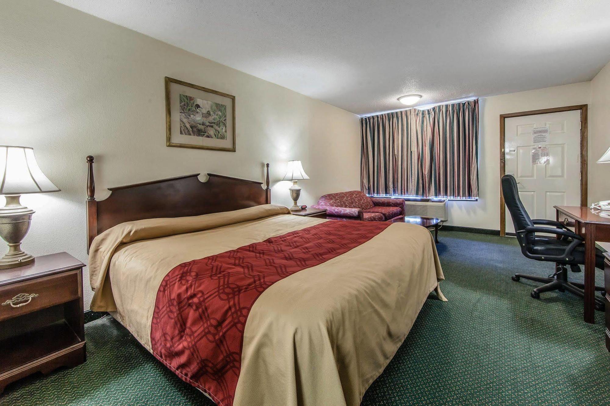Red Roof Inn Дэндридж Экстерьер фото